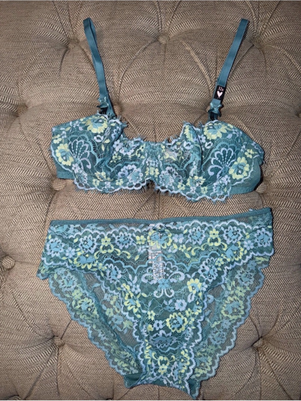 Victoria's Secret Teal Floral Lace Balconette Bra & Bikini Set NEW WITH TAGS